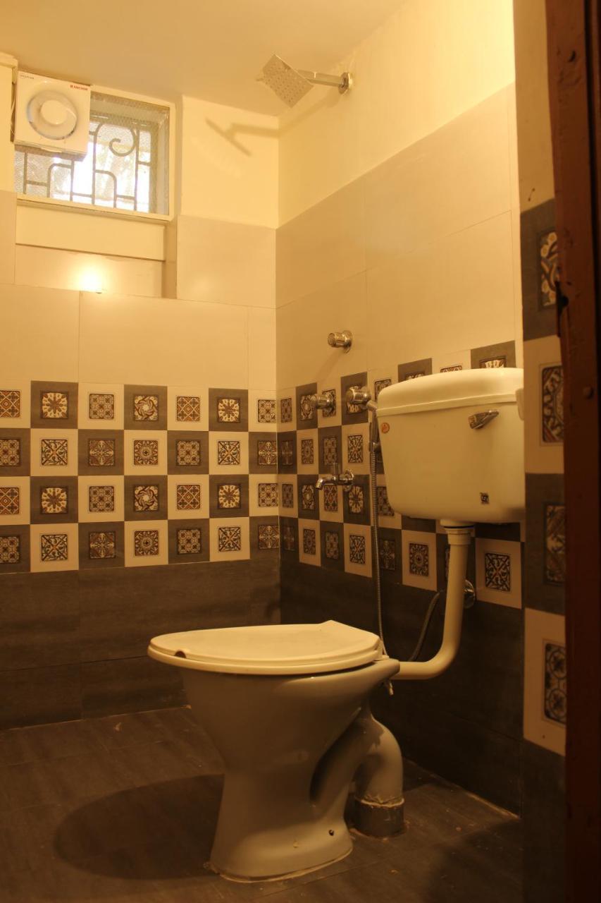 Aerostel - Backpacker'S Hostel In Goa Calangute Kültér fotó